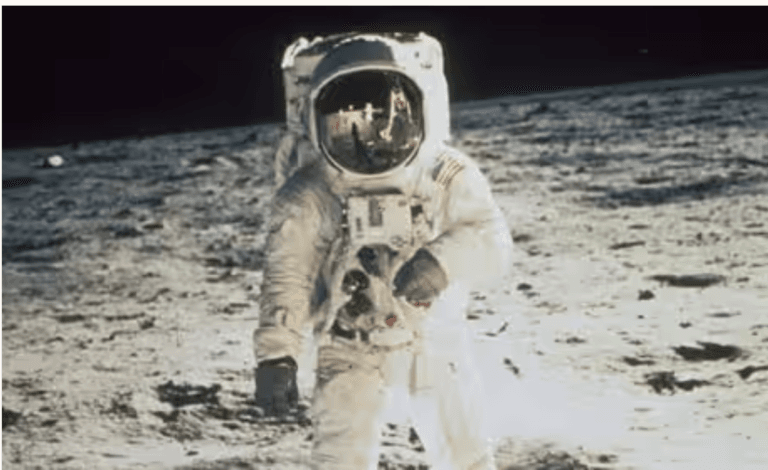 Astronot